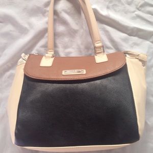 Nine West purse perfect condition