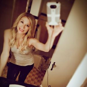 Meet your Posher, Deanna