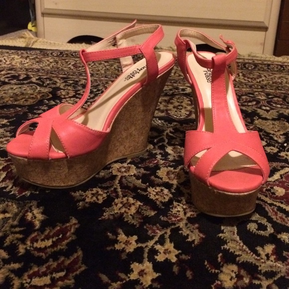 Salmon summer wedges