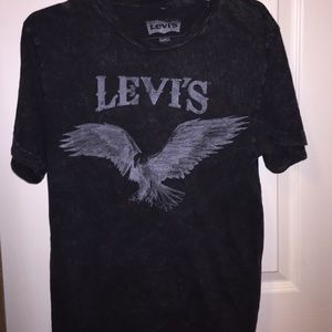 Levis tee