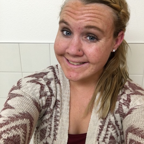 Meet your Posher, Kelsey