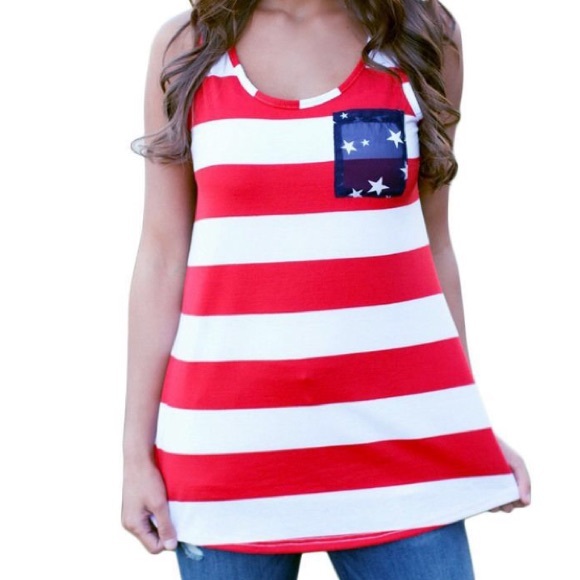 ✨FLASH SALE✨American Flag Top - Picture 3 of 4