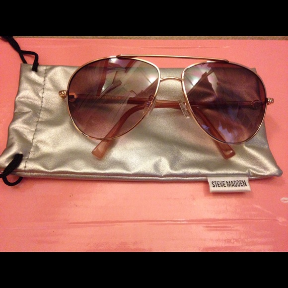 Steve Madden aviator sunglasses!