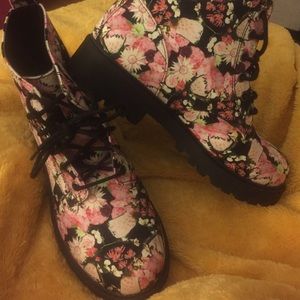 Flower Boots