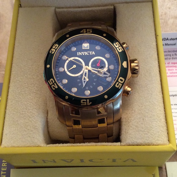 Used Watch - Picture 1 of 4