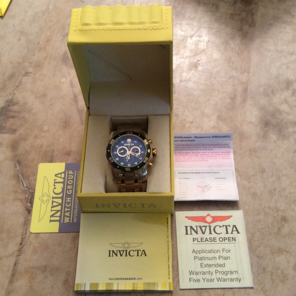 Used Watch - Picture 2 of 4