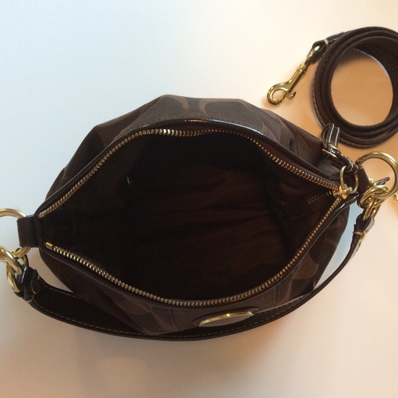 *SOLD* COACH | signature stripe demi crossbody bag - Picture 2 of 3