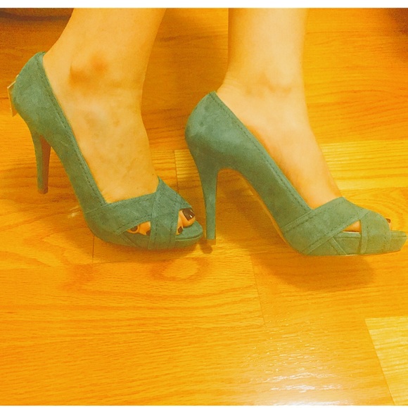 Zara Leather Suede Green Peep Toe - Picture 3 of 3