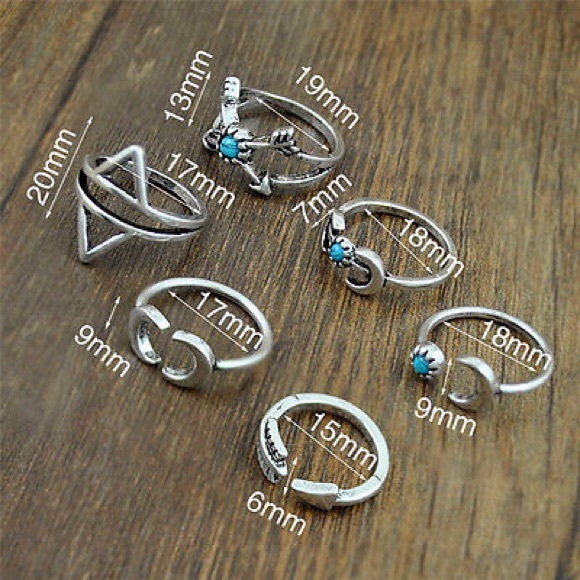 🔥FLASH SALE🔥 6 pc Midi Silver Ring Set - Picture 2 of 3