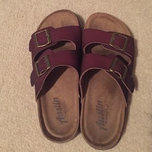 SOLD! Look alike Birkenstocks
