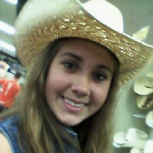 Meet your Posher, Mikayla