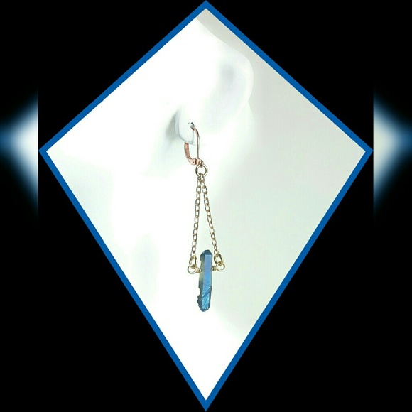 Titanium Quartz Pendant w/Gold Drop Earrings