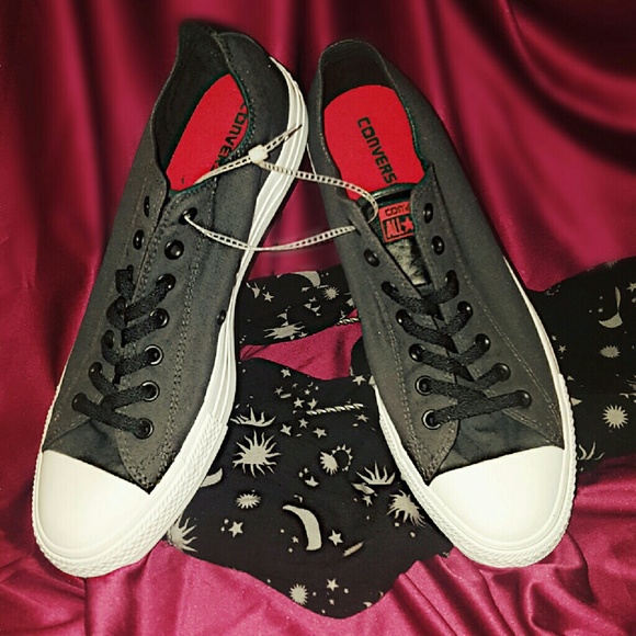 🌴*Converse Shoes*- Men's All Star Ox II, in Grey.