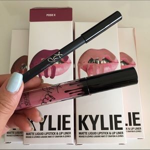 Kylie Lip kit - Posie K