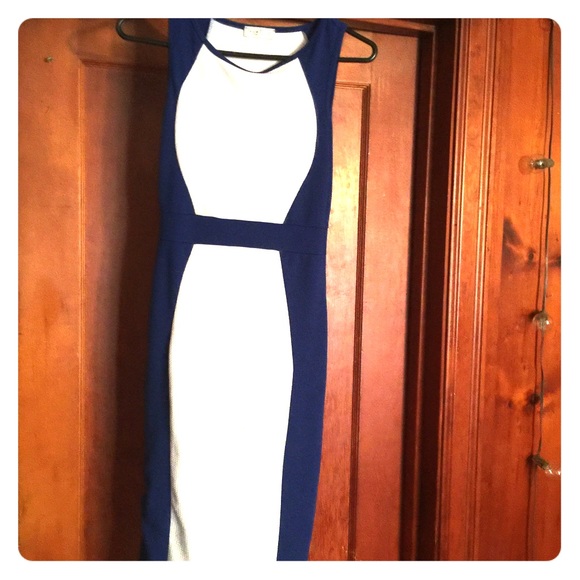 Dress - Picture 1 of 1