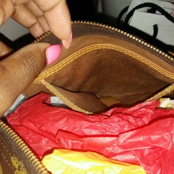 Additional Pictures Louis vuittion speedy
