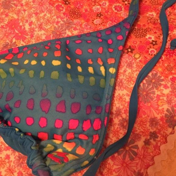 Bathing suit - Picture 3 of 4