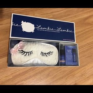 Bath and Body Lambie sleeping mask set