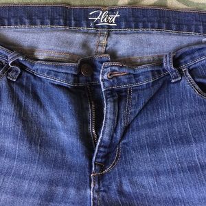 Old Navy jeans -Flirt