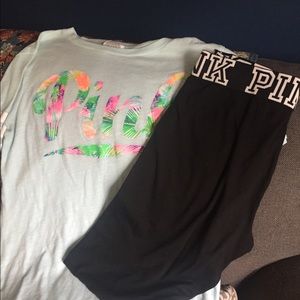 VS PINK ultimate yoga legging and tee shirt bundle
