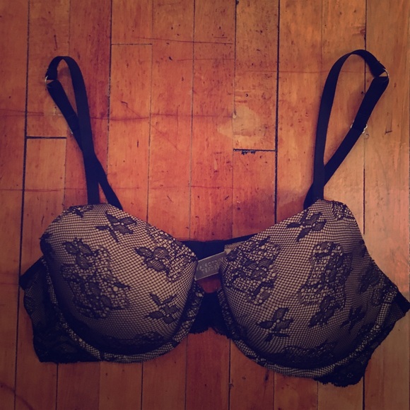 Victoria's Secret biolift bra 36B