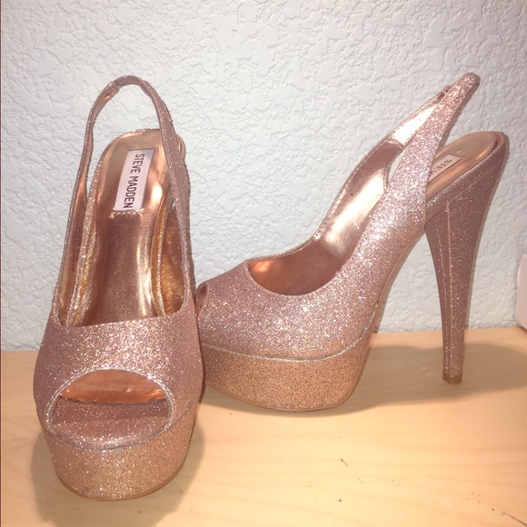 Steve Madden size 7 6inch heels