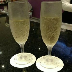 Meet your Posher, Toni