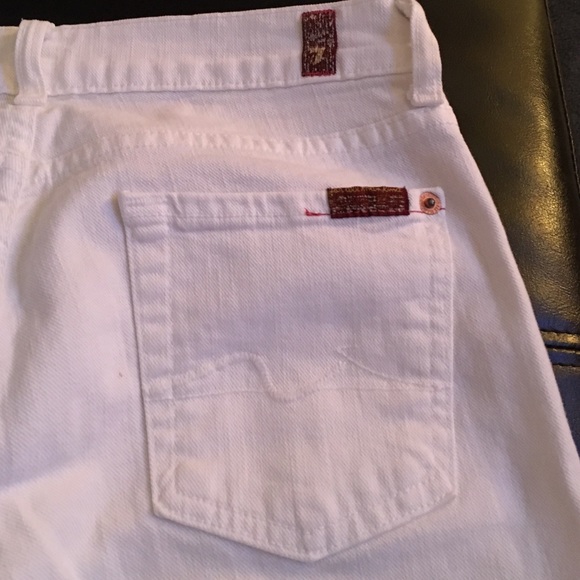 7 for mankind// White flares