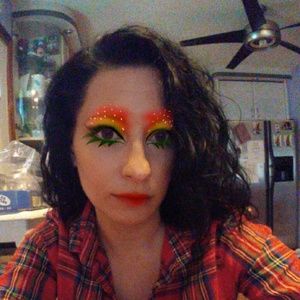 Meet your Posher, Alissa