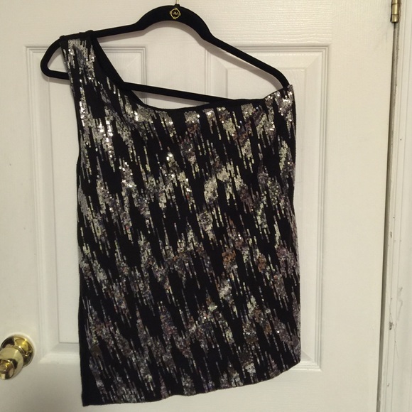 One are sparkly shirt