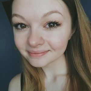 Meet your Posher, Kara