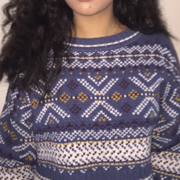 Urban outfitters isle crop sweater BDG - Picture 2 of 2