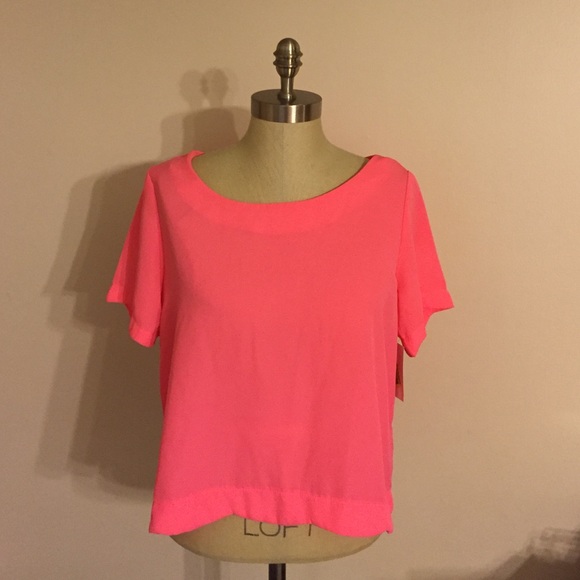 Hot Electric Pink Top! 💞