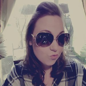 Meet your Posher, Jamie