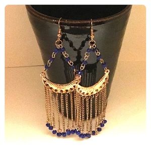 Chandelier earrings