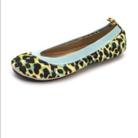 Yosi Samra foldable flats