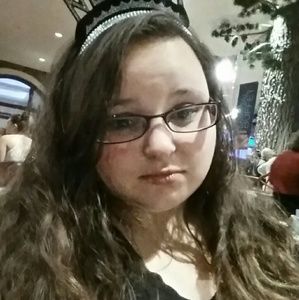 Meet your Posher, Kaylee