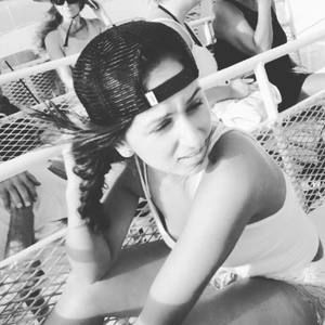 Meet your Posher, Marissa