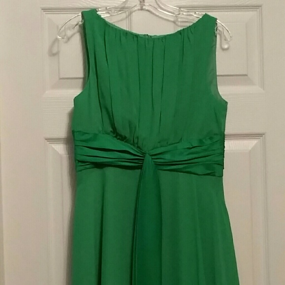 Green short summer dress - Picture 1 of 4