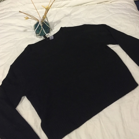 H&M solid black knit sweater