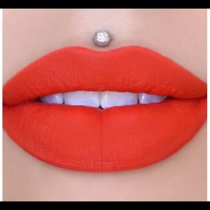 New Jeffree Star Anna Nicole Matte Lipstick