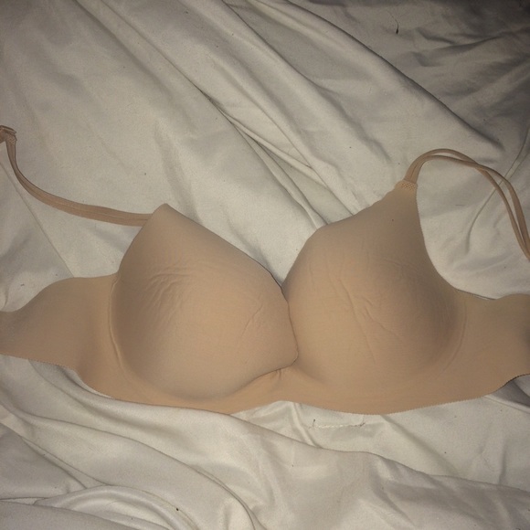 Victoria Secret nude no line bra
