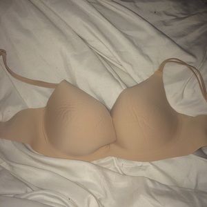 Victoria Secret nude no line bra
