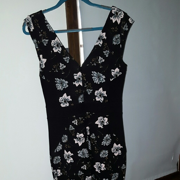 French Connection Bloomsbury Floral Jersey Dress - Picture 5 of 9