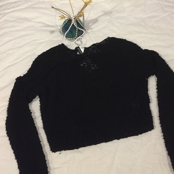 H&M solid black sweater