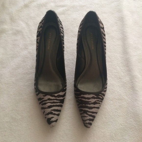 Ann Taylor Heels Zebra/Animal Print Heels 7 EUC