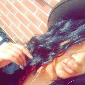 Meet your Posher, Ariel