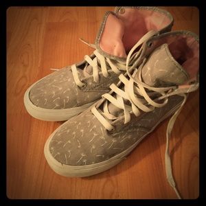 Gray design high top Vans
