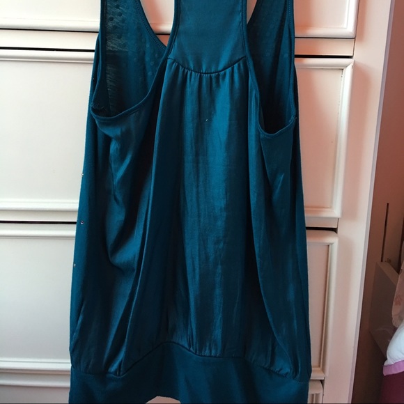 2 Express Tops - Picture 4 of 4