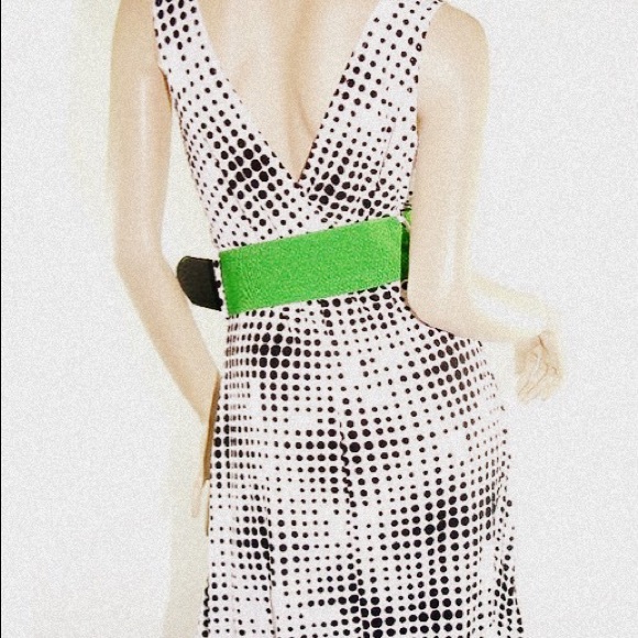 Retro pinup white black polka dot v neck dress - Picture 5 of 5